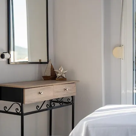 Mikelanna Aegean Skyline Apartment