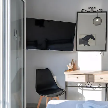 Mikelanna Aegean Skyline شقة فندقية نيوس مارماراس