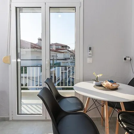 Mikelanna Aegean Skyline Apart Otel 3*