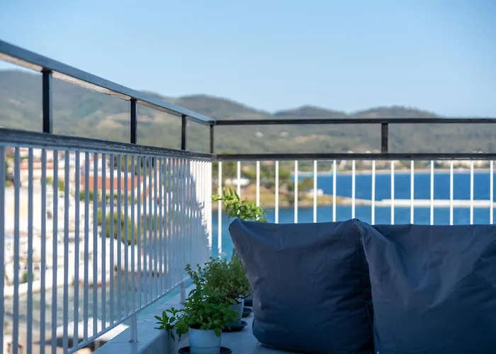 Mikelanna Aegean Skyline