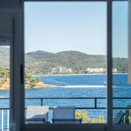 Mikelanna Aegean Skyline Aparthotel 3*