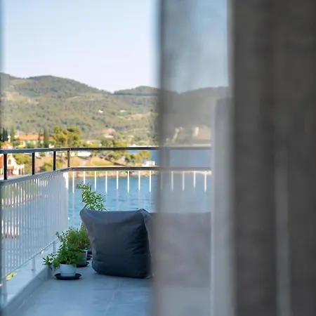 Mikelanna Aegean Skyline Aparthotel Neos Marmaras