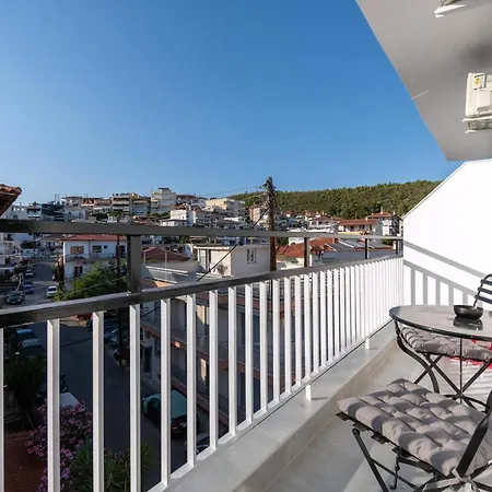 Aparthotel Mikelanna Aegean Skyline 3*