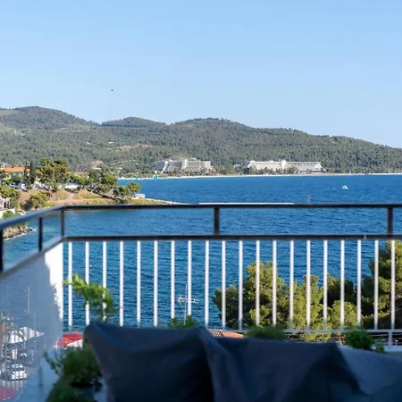 Mikelanna Aegean Skyline Aparthotel 3*